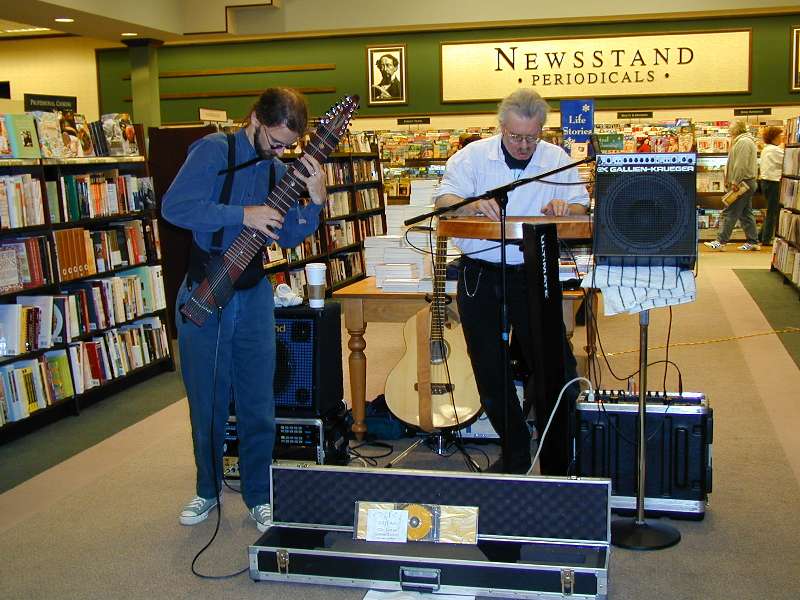 Cliff and Stuart play at Barnes and Noble